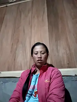 Snapshot of jerry-xx chatting on 11-19-25, 01:44 jerry-xx online show from 11-19-25, 01:44