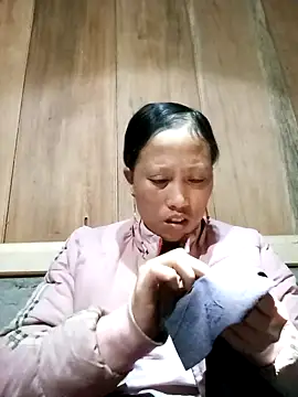 Snapshot of jerry-xx chatting on 11-30-25, 12:20 jerry-xx online show from 11-30-25, 12:20