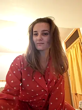 Snapshot of Nika_aa chatting on 10-08-25, 06:49 Nika aa online show from 10-08-25, 06:49