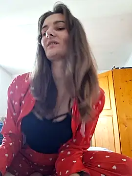 Snapshot of Nika_aa chatting on 10-09-25, 10:35 Nika aa online show from 10-09-25, 10:35