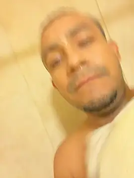 Snapshot of grinbergg chatting on 03-06-26, 02:08 grinbergg online show from 03-06-26, 02:08