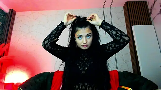 Snapshot of TinyVixen_ chatting on 10-13-25, 04:12 TinyVixen online show from 10-13-25, 04:12