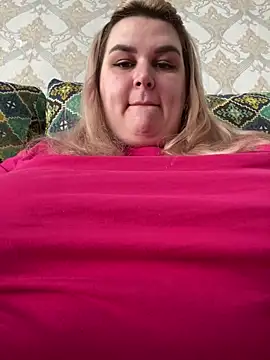 Snapshot of Vita6777 chatting on 02-01-26, 05:28 Vita6777 online show from 02-01-26, 05:28