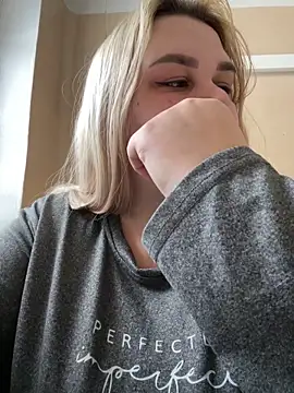 Snapshot of Vita6777 chatting on 02-10-26, 04:05 Vita6777 online show from 02-10-26, 04:05