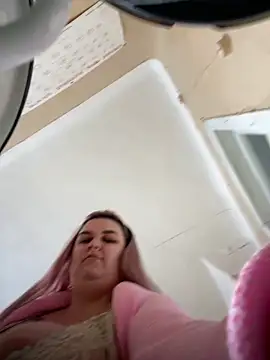 Snapshot of Vita6777 chatting on 02-11-26, 05:12 Vita6777 online show from 02-11-26, 05:12