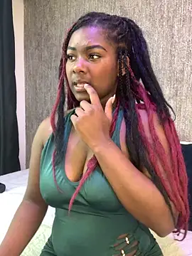 Snapshot of KarinaFlowers_ chatting on 12-20-25, 12:01 KarinaFlowers online show from 12-20-25, 12:01