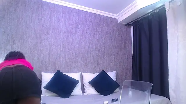 KarinaFlowers  online show from 03-17-26, 06:33