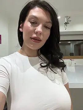 ClaraPasssion online show from 12-21-25, 06:15