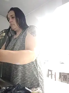 FiorellaDuboi online show from 12-16-25, 10:42