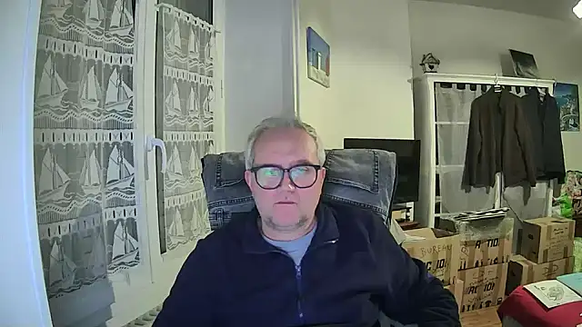 macdut67 online show from 02-17-26, 02:19