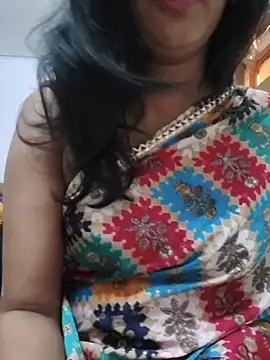 Snapshot of Janu-hasena chatting on 06-27-26, 12:22 Janu-hasena online show from 06-27-26, 12:22