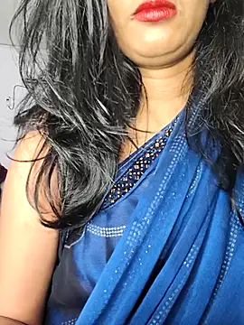Snapshot of Janu-hasena chatting on 07-19-26, 10:30 Janu-hasena online show from 07-19-26, 10:30