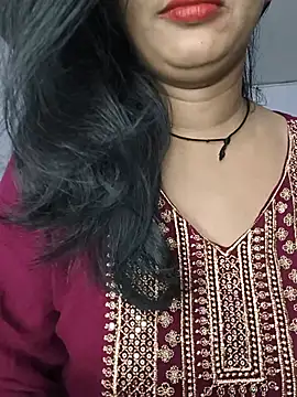 Snapshot of Janu-hasena chatting on 07-21-26, 11:01 Janu-hasena online show from 07-21-26, 11:01