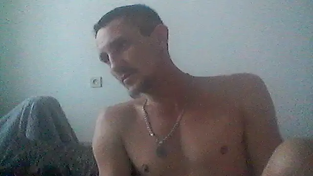 Snapshot of Twolatte chatting on 12-15-25, 10:30 Twolatte online show from 12-15-25, 10:30