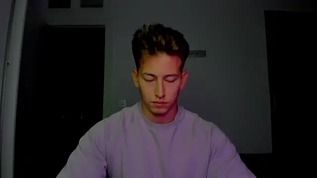 Snapshot of find0m_master chatting on 01-05-26, 11:08 find0m master online show from 01-05-26, 11:08