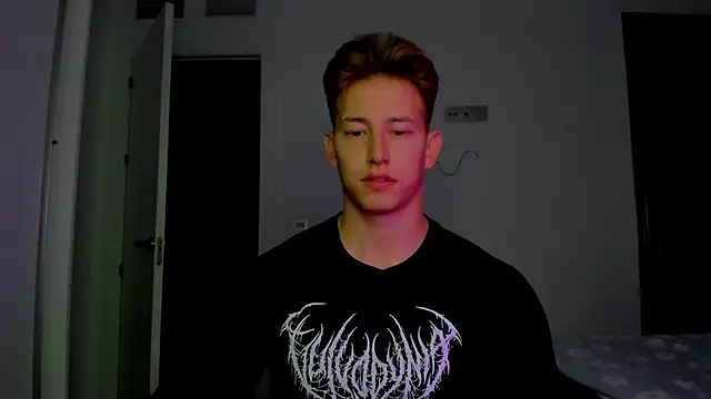 Snapshot of find0m_master chatting on 01-08-26, 12:24 find0m master online show from 01-08-26, 12:24