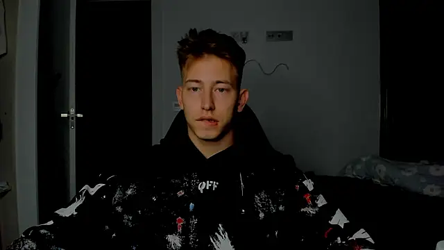 Snapshot of find0m_master chatting on 02-24-26, 11:47 find0m master online show from 02-24-26, 11:47