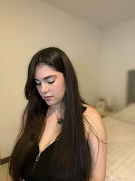 Isabella LaRue online show from 03-24-26, 11:10