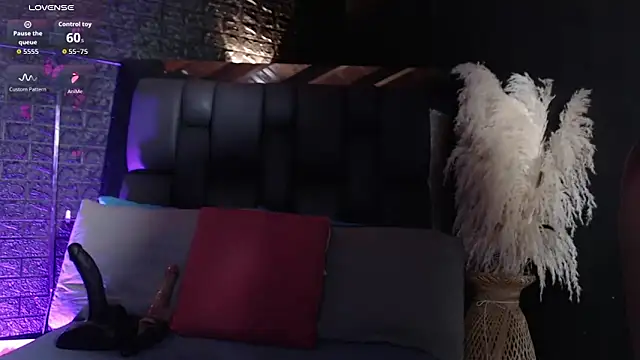 Snapshot of Assia_Roos chatting on 05-26-26, 10:11 Assia Roos online show from 05-26-26, 10:11