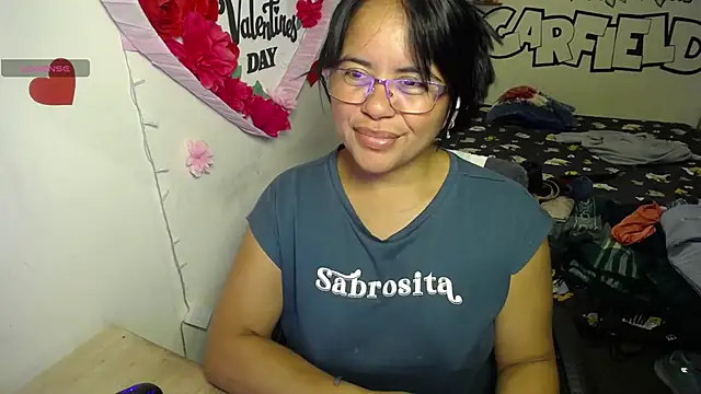 Snapshot of Miss__kendra_ chatting on 06-22-26, 12:45 Miss kendra online show from 06-22-26, 12:45
