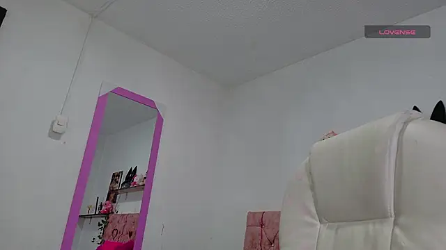 thianahorny online show from 03-27-26, 12:38