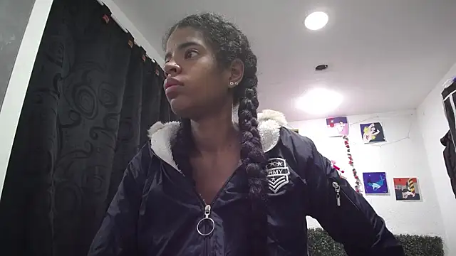 thianahorny online show from 04-14-26, 12:33