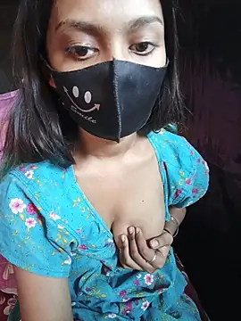 Snapshot of Stripchatdolly chatting on 11-24-25, 06:46 Stripchatdolly online show from 11-24-25, 06:46