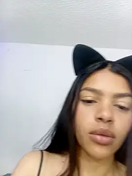 MeganHillss online show from 11-13-25, 05:39