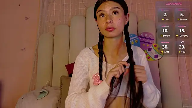 SweetRenata  online show from 06-26-26, 11:58
