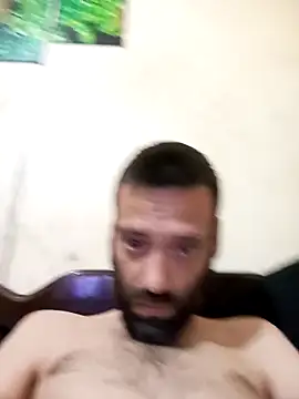 Snapshot of Alexelli40 chatting on 10-25-25, 04:24 Alexelli40 online show from 10-25-25, 04:24