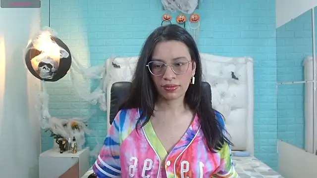 Snapshot of caty_angel chatting on 10-20-25, 07:25 caty angel online show from 10-20-25, 07:25