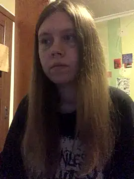 LunaVirelle online show from 11-14-25, 09:02