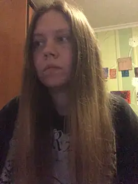 LunaVirelle online show from 04-14-26, 08:04