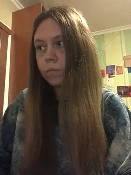 LunaVirelle online show from 04-17-26, 04:54