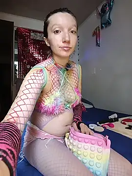 Lucy colee online show from 11-20-25, 05:34