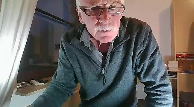 super-snoopy online show from 01-20-25, 04:01