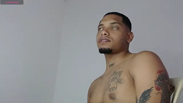 Snapshot of drako_monster chatting on 10-12-25, 07:13 drako monster online show from 10-12-25, 07:13