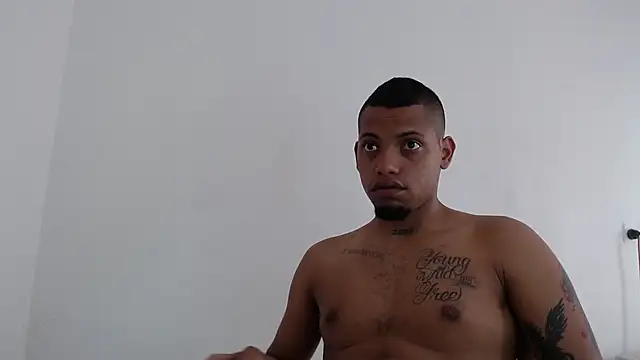 Snapshot of drako_monster chatting on 11-15-25, 05:09 drako monster online show from 11-15-25, 05:09