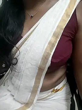 Snapshot of Tamilmallu-duskygirl03 chatting on 05-26-26, 07:26 Tamilmallu-duskygirl03 online show from 05-26-26, 07:26