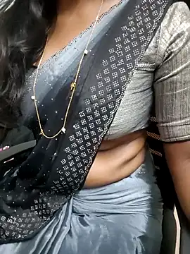 Snapshot of Tamilmallu-duskygirl03 chatting on 05-29-26, 06:22 Tamilmallu-duskygirl03 online show from 05-29-26, 06:22