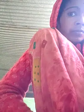 Snapshot of Co_punam chatting on 12-17-25, 02:17 Co punam online show from 12-17-25, 02:17