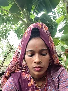 Snapshot of Co_punam chatting on 07-08-26, 05:56 Co punam online show from 07-08-26, 05:56