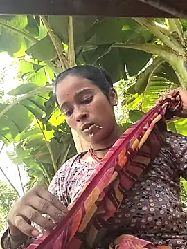 Snapshot of Co_punam chatting on 07-15-26, 03:34 Co punam online show from 07-15-26, 03:34