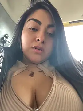 Snapshot of Victoria_Jonhss chatting on 10-30-25, 08:42 Victoria Jonhss online show from 10-30-25, 08:42