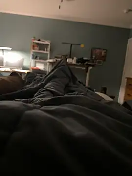 Snapshot of Beastyfuck chatting on 11-27-25, 12:35 Beastyfuck online show from 11-27-25, 12:35