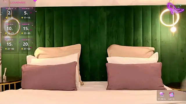 Snapshot of ClaireMathis chatting on 01-14-26, 12:22 ClaireMathis online show from 01-14-26, 12:22