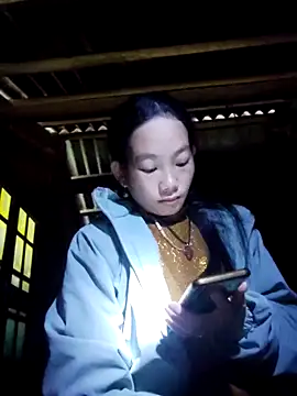 gio-thu online show from 11-13-25, 04:00