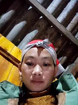 gio-thu online show from 12-04-25, 04:38