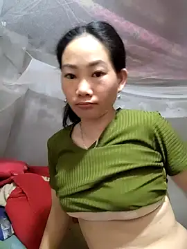 Snapshot of gio-thu chatting on 05-01-26, 11:53 gio-thu online show from 05-01-26, 11:53