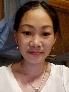 Snapshot of gio-thu chatting on 05-21-26, 01:07 gio-thu online show from 05-21-26, 01:07